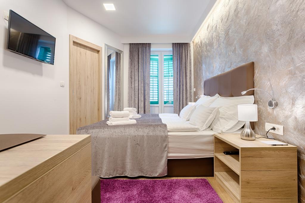 Central Pearl By Nono Ban Rooms Split Exterior photo