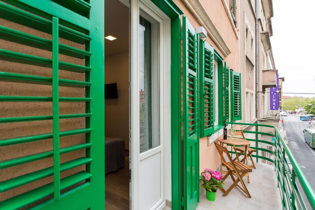 Central Pearl By Nono Ban Rooms Split Exterior photo